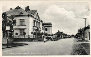Pozsonyligetfalu, Engerau an der Donau, Petrzalka; Adolf Hitler utca, iskola / street, school