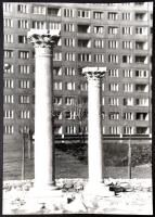 cca 1980 Budapesti épületek és látkép, többszerzős tétel, három kép feliratozva, 5 db vintage fotó, ...