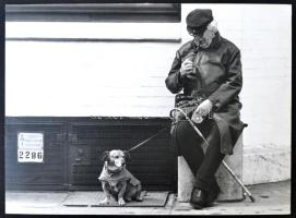 cca 1980 Balásy Pál: Pihenő, feliratozott vintage fotóművészeti alkotás, kasírozva, 29x39 cm