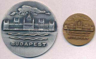 ~1970-1980. "Budapest" kétoldalas Br emlékérem, hátoldalon a város címere (40mm) + "Budapest" egyoldalas ezüstözött fém emlékérem (71mm) T:2 kis ph.