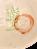 Hollóházi sárgaruhás táncoló nő, kézzel festett, jelzett, hibátlan, m: 18,5 cm