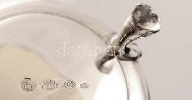 Ezüst(Ag) oroszlántalpas fűszertartó, üvegbetéttel, jelzett, d: 6 cm, m: 4 cm, nettó: 39 g