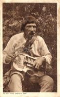 Hucul tekerőlantos / Hucul hurdy-gurdy man, folklore (fl)