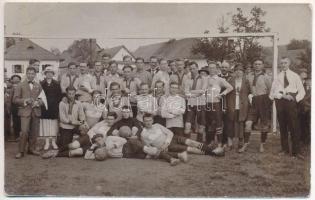 cca 1930-1940 Miskolc, Futballcsapat, fotólap, 9x14 cm