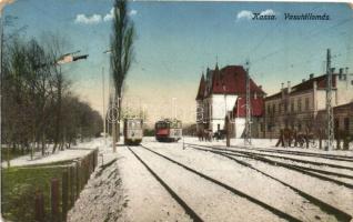 Kassa, Kosice; vasútállomás, villamosok / railway station, trams