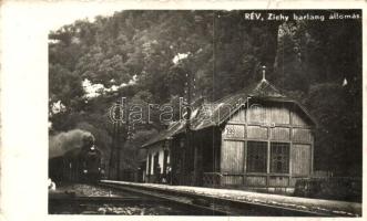 Rév, Vad; Zichy-barlang vasútállomás, gőzmozdony / railway station, locomotive (fa)