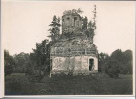 cca 1920 Fogarasi-havasok, Templomrom a szombatfalvi völgyben, hátoldalon feliratozva, 11,5x16 cm