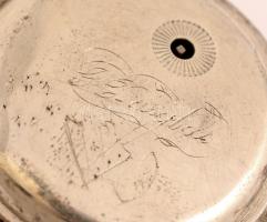 XIX. sz. második fele: Dupla fedeles, kulcsos ezüst zsebóra, hozzávaló kulccsal. Javításra szoruló s...