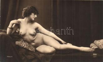 Nude lady, erotic postcard, J. Mandel (non PC)