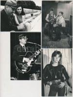 cca 1960 Koncz Zsuzsa (19 db.), és az Illés zenekar (Szörényi Levente (2 db), Bródy Sándor - Szörény...