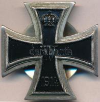 Német Birodalom ~1914-1918. Vaskereszt, festett replika T:2,2- German Empire ~1914-1918. Iron Cross painted replica C:XF,VF