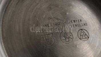 Sheffieldi ón korsó, horpadásokkal, jelzett, gravírozott feliratokkal, m:12 cm, kb 0,4 l