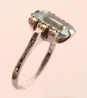 Ezüst(Ag) gyűrű  féldrágakővel, jelzett, méret: 51, bruttó: 3,9 g / Silver ring