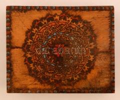 Festett fa doboz, 16x20x6 cm