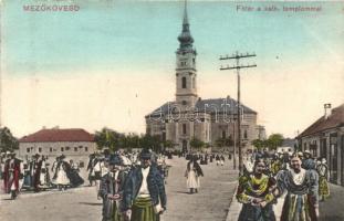 Mezőkövesd, Fő tér, Katolikus templom, folklór, W. L. Bp. 2563. (EK)