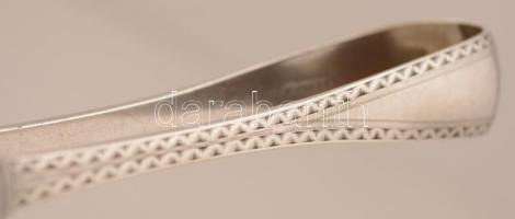 Ezüst (Ag.) cukorcsipesz, jelzett, mesterjeggyel, h:14,5 cm nettó:40 g