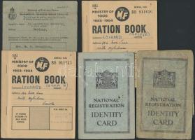cca 1930-1945 Angol okmány tétel. benne személyi igazolványok, jegyfüzetek, összesen kb 10 db