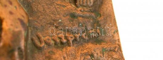 Veszprémi Imre (1932-2013): Női figura. Bronz falikép, jelzett, 33×21 cm