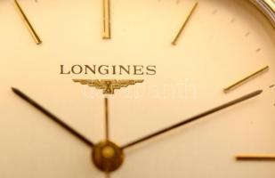 Longines mechanikus férfi karóra szép állapotban, eredeti tokjában, bőr szíjjal Sorozatszám 997 4906...