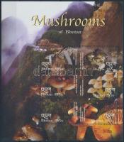 Mushrooms minisheet, Gombák kisív