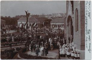 1900 Budapest X. Kőbánya, Szent László plébánia templom, felszentelési ünnepség, Rákóczy kávéház, Grün József üzlete, Wastl Károly vendéglője, photo