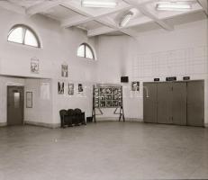 1973 Budapest, a PETŐFI mozi külső-belső felvételei, 5 db szabadon felhasználható negatív, 6x7 cm