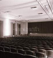 1973 Budapest, az ÓBUDA mozi külső-belső felvételei, 4 db szabadon felhasználható negatív, 6x7 cm