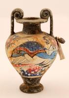 Bolha tétel: Hereklion kerámia váza (múzeumi másolat) m:13 cm, ólomkristály váza m:11 cm,  üveg gyer...