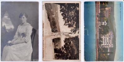 62 db RÉGI képeslap, főként karácsonyi üdvözlő képeslap, néhány városképes és fotólappal, vegyes min...