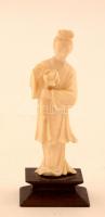 Gésa, faragott csont figura, fa talapzaton, m: 7,5 cm