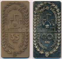 ~1970-1980. "Csepel Vas- és Fémművek 35 éves Törzsgárda tagjának" Br plakett, eredeti tokban + ~1970-1980. "Csepel Vas- és Fémművek 40 éves Törzsgárda tagjának" ezüstözött fém plakett, eredeti tokban T:2