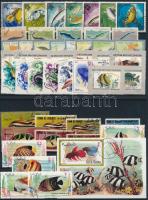 Fishes 92 stamps + 1 block Hal motívum 92 db bélyeg és 1 blokk 4 stecklapon