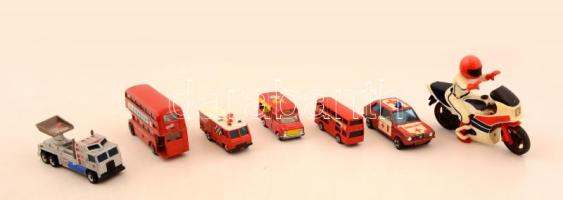 Retro játékok: 2 db matchbox, közepes állapotban, összesen: 7 db