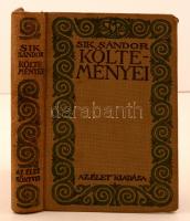 Sík Sándor: Sík Sándor költeményei. Budapest, 1916, Élet Irodalmi és Nyomdai Rt. Első kiadás. Kiadói egészvászon kötés. A szerző által aláírt példány. A borítója kopott, az egyik kötéstáblánál picit sérült, foltos.