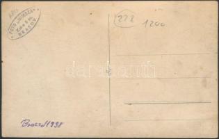 1938 Brassó, Férfi kerékpárral, fotólap, "Foto Mimoza", 8x13 cm