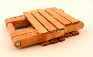 Összecsukható kisszék, fa, 20×15,5×19 cm