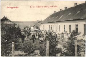 Szilágysomlyó, Simleu Silvaniei; M. kir. földműves iskola, utcai részlet / farming school  (EK)