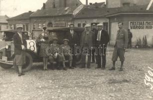 cca 1930 Kassa, Kosice; Autóverseny, automobil, várois híd, A. Birnbaum üzlete / car race, automobile, bridge, shop, photo