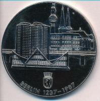 NDK 1987. "750 éves Berlin" fém emlékérem (60mm)T:2
GDR 1987. "750 Jahre Berlin"...