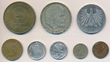 8db-os vegyes külföldi fém- és ezüstpénz tétel, közte 3db ezüst, Amerikai Egyesül Államok 1944. 1D A...