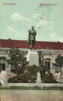 1938 Érsekújvár, Nové Zámky; Kossuth Lajos szobor, Ethey Károly üzlete, kiadja Adler József / statue, shops, Érsekújvár visszatért So. Stpl. (EK)