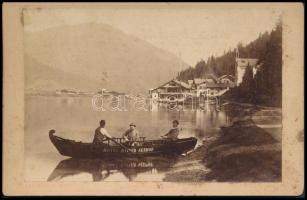 cca 1890-1900 Achensee, Tirol, Ausztria, Csónakázás a Hotel Rainer Seehof csónakjával, keményhátú fotó, 11x17 cm / cca 1890-1900 Achensee, Tyrol, Austria, boat of Hotel Rainer Seehof, vintage photo, 11x17 cm