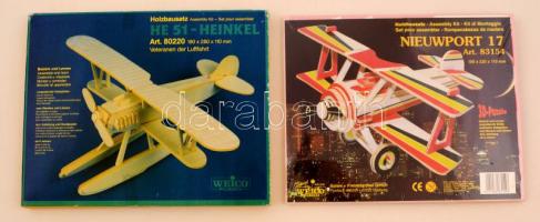 2 db fa repülőmodell (Nieuwport 17, Heinkel), saját csomagolásban