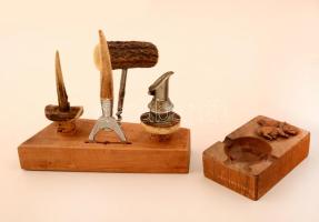 Agancsnyelű bornyitó, sörnyitó, dugaszoló, fa tartóban + mókus motívumos fa hamutálka, összesen 5 db