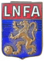 Franciaország DN "LNFA (Ligue Nationale du Football de Amateur" zománcozott fém gomblyukjelvény "FRAISSE DEMEY - PARIS 191. R.D. TEMPLE" gyártói jelzéssel (12,5x17mm) +  Hollandia DN "Ajax" zománcozott, fém gomblyukjelvény, "KON. BEGEER VOORSCHOTEN" gyártói jelzéssel (16mm) T:2 France ND "LNFA (Ligue Nationale du Football de Amateur" enamelled buttonhole pin with "FRAISSE DEMEY - PARIS 191. R.D. TEMPLE" makers mark (12,5x17mm) + Netherlands ND "Ajax" enamelled buttonhole pin, with "KON. BEGEER VOORSCHOTEN" (16mm) C:XF