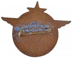 ~1980. "A Balesetmentes Közlekedésért" Br hűtőrácsra csavarozható jelvény (83x97mm) + ~198...