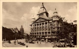 Budapest V. Deák Ferenc tér és Vilmos Császár út, Anker, automobilok