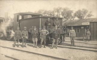 Kozienice, Railway station, locomotive, WWI soldiers (fa)