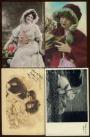 34 db ünnepi üdvözlőlap, főleg régiek