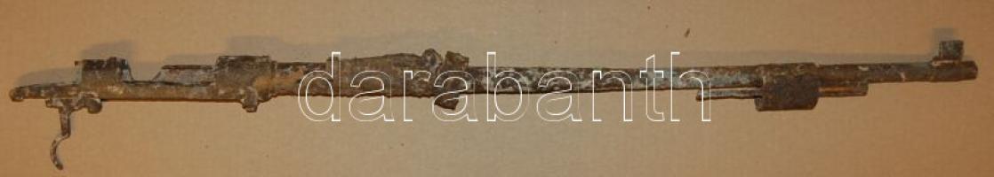 II. világháborús szovjet lőfegyver, závárzat és tus hiányzik, rozsdás